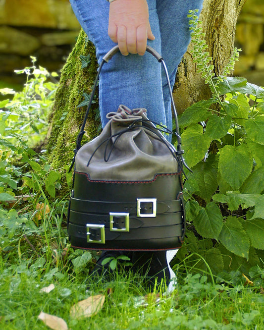 Handgefertigte Bucket Bag im Vintage Stil