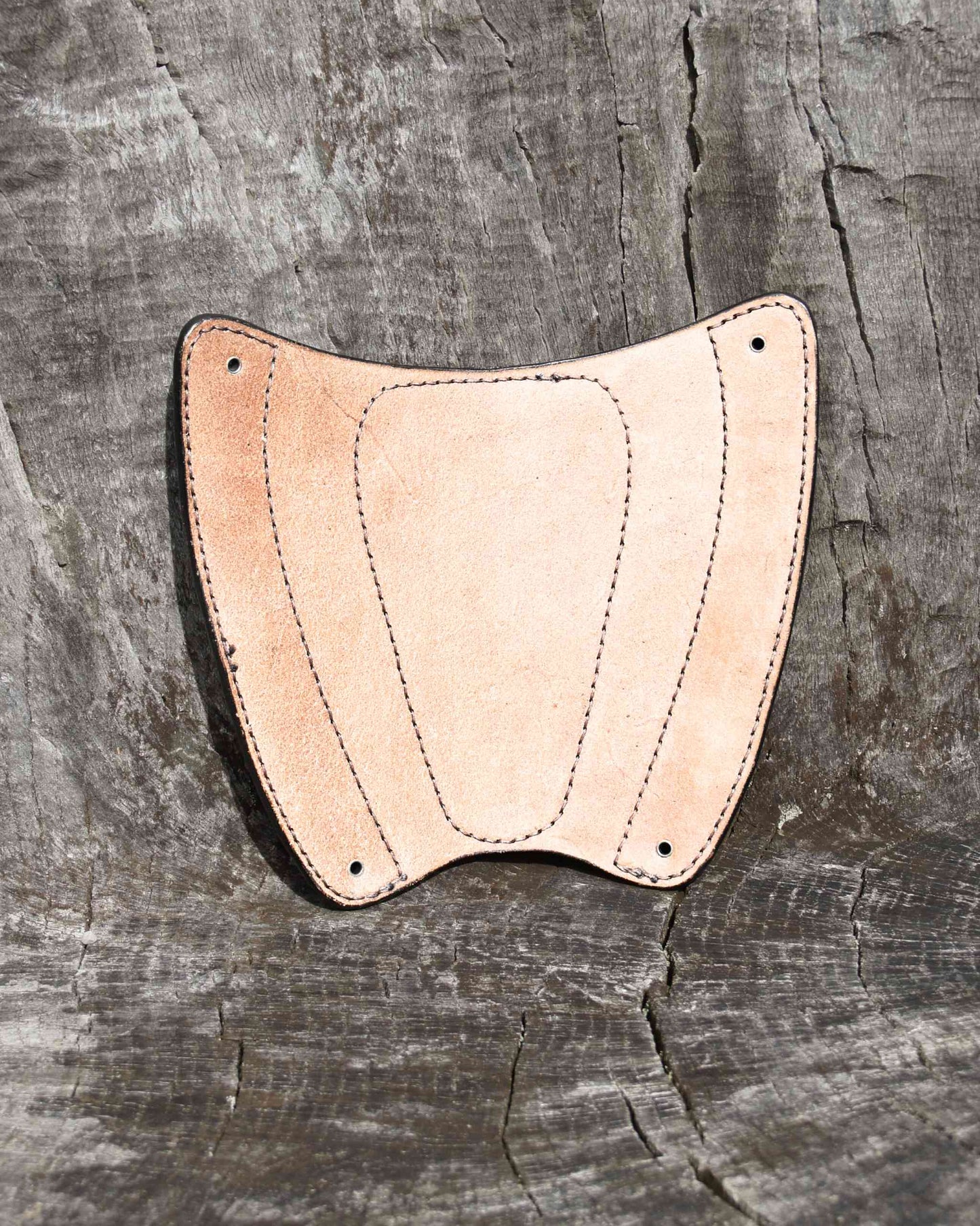 Handgefertigter Leder-Armschutz Korbflechtmuster – verstellbar & ergonomisch