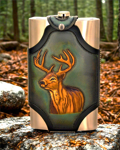 XXL-Edelstahl-Flachmann 1,8 Liter mit handgefertigtem Ledereinband, geziert von einem Rothirsch