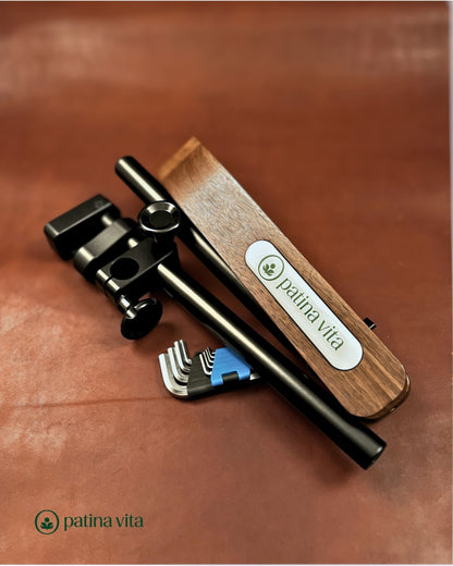 Premium Nähpony aus Holz und Stahl, 360 Grad verstellbar