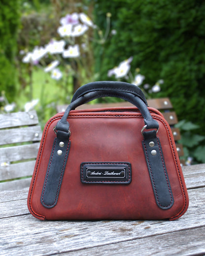 Handgemachte Lederhandtasche, Mini - Bowling Bag, sportlich - elegantes Design